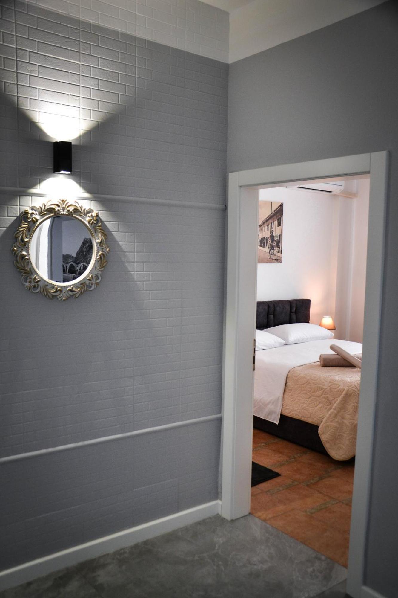 Horizont Apart-Hotel ชโคเดอร์ ภายนอก รูปภาพ