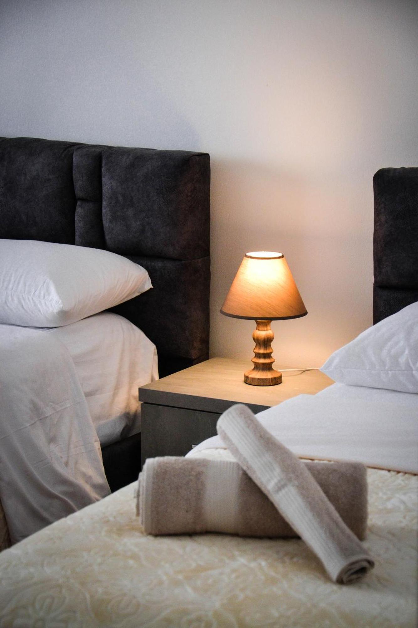 Horizont Apart-Hotel ชโคเดอร์ ภายนอก รูปภาพ